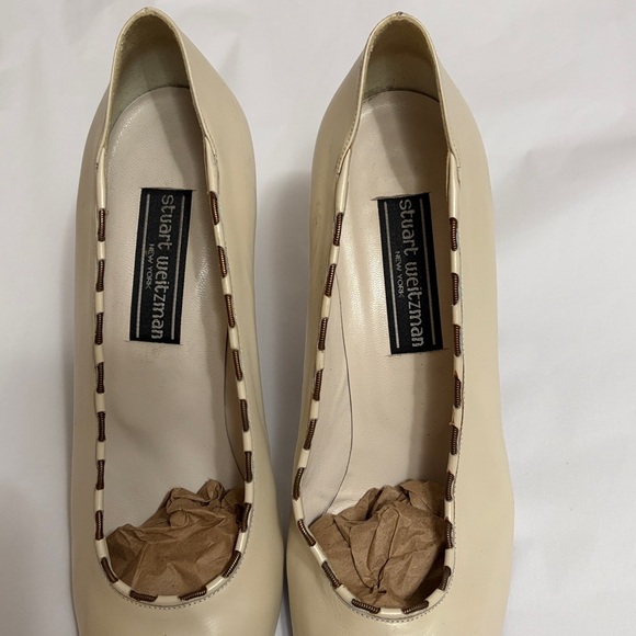 Stuart Weitzman Leather Cream Heels Size 10 Made in Spain - Picture 6 of 15